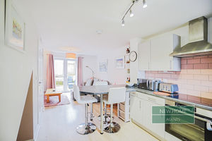 Photo 18- click for photo gallery